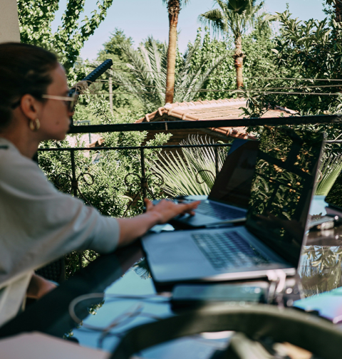 Networking Strategies for Digital Nomads